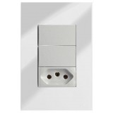 Conjunto Interruptor Duplo Simples + 1 Tomada 20a 4x2 - RECTA Espelhada Gloss (Módulo Prata)